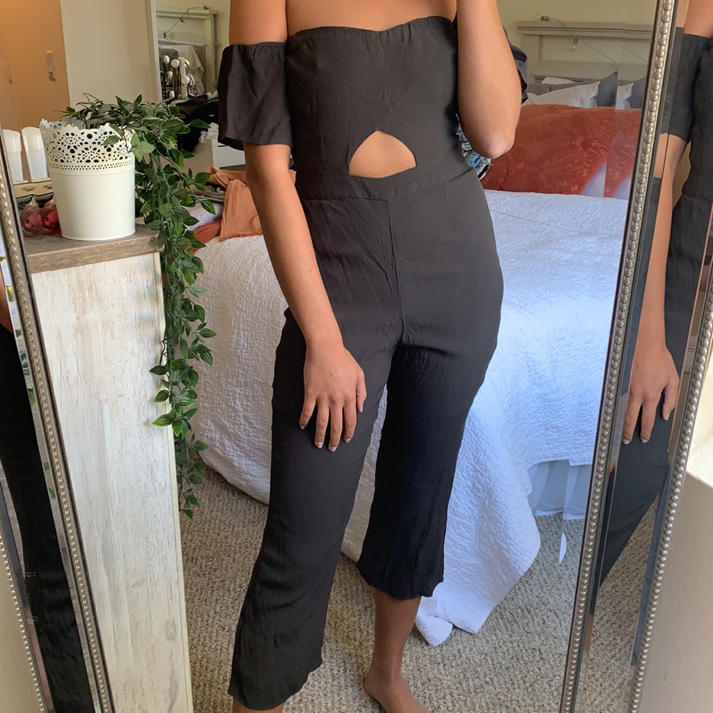 Honey Punch,Strapless Jumpsuit W/ Attached Sleeves